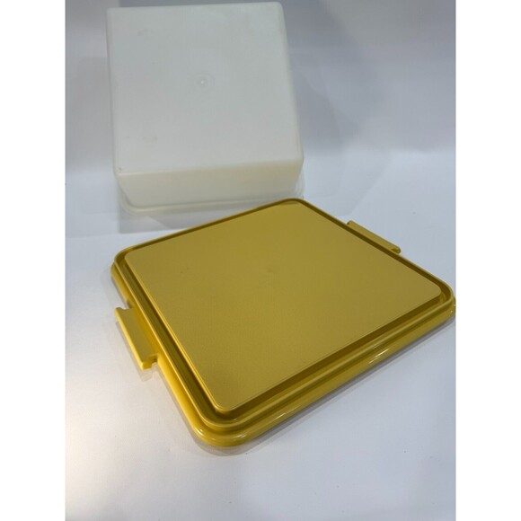 Tupperware Cake Saver Carrier Taker Yellow 1241-5 SQUARE & Carolier 10x10x5 read - Picture 7 of 8